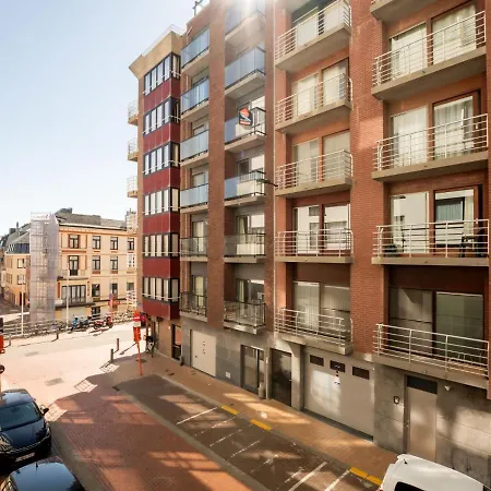Amuzee With Parking & Lateral Sea View By Interhome Appartement *