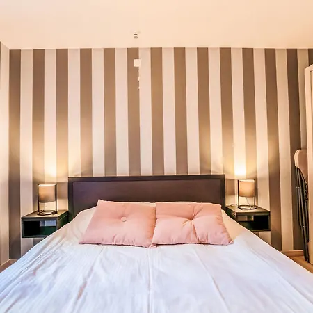 Appartement Amuzee With Parking & Lateral Sea View By Interhome