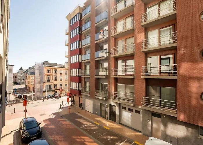 Amuzee With Parking & Lateral Sea View By Interhome Daire *