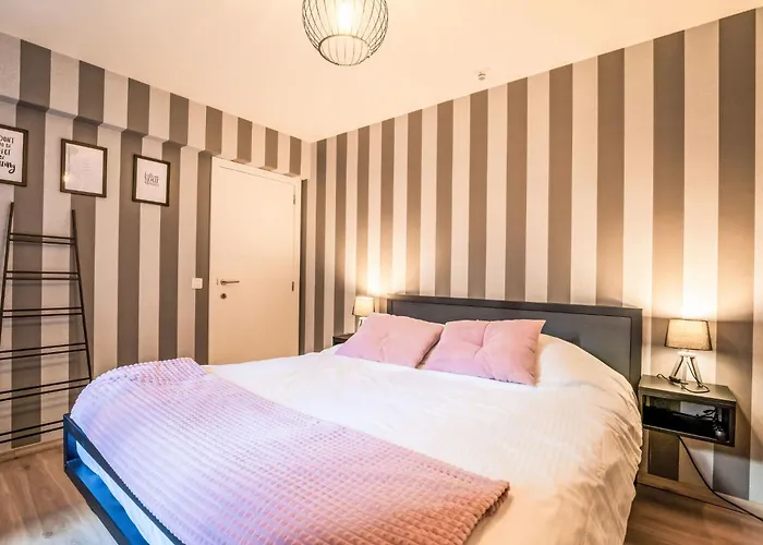 Amuzee With Parking & Lateral Sea View By Interhome Daire *