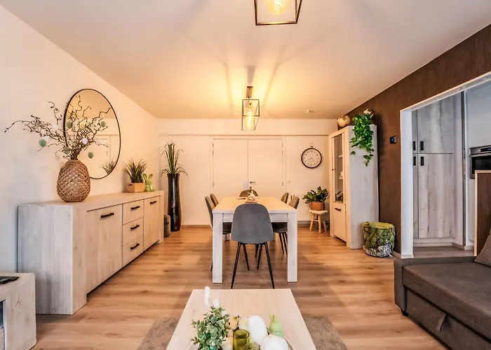 Daire Amuzee With Parking & Lateral Sea View By Interhome *